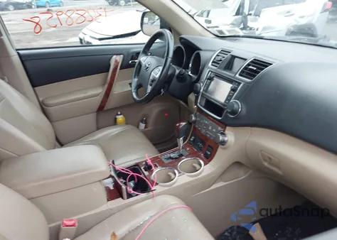 2013 Toyota Highlander Limited V6 z USA, uszkodzony, nr VIN 5TDDK3EHXDS226268